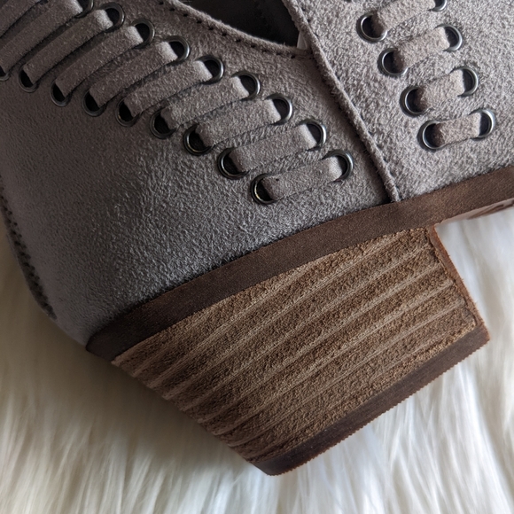 🆕 Carlos •Faux Suede• Almond Toe Ankle Boots - Picture 5 of 9